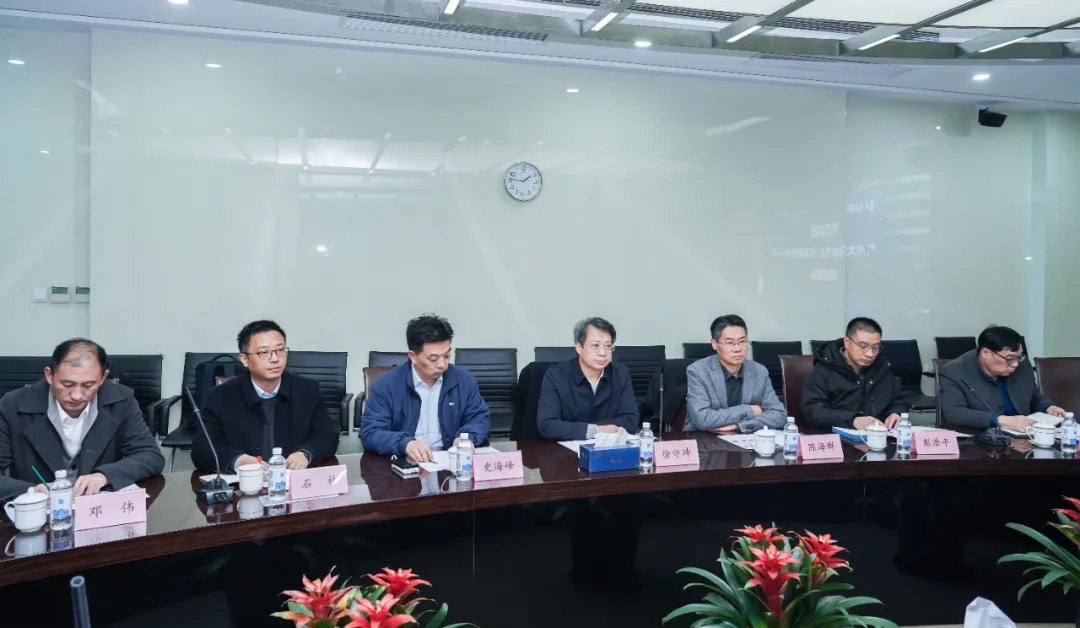 常州大學(xué)徐守坤書記、陳海群校長一行蒞臨神開參觀考察(圖5)